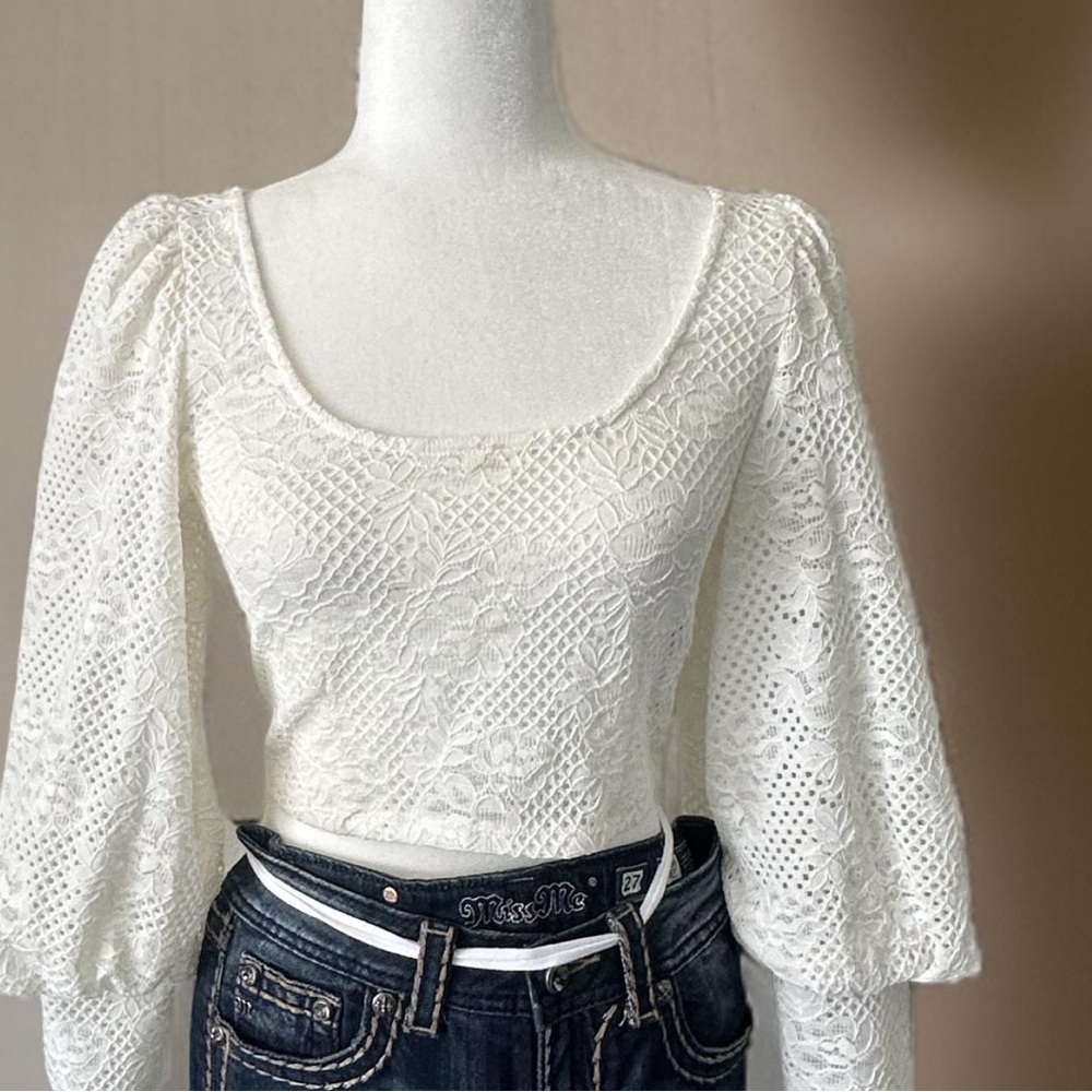 Topshop crop white amazing top suitable for evening